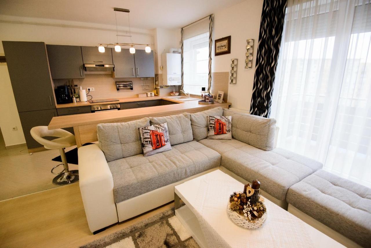 Beatrice Apartments Brasov Ngoại thất bức ảnh